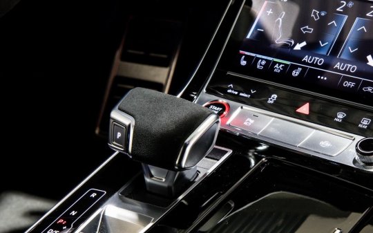 Audi RSQ8 second hand de vanzare