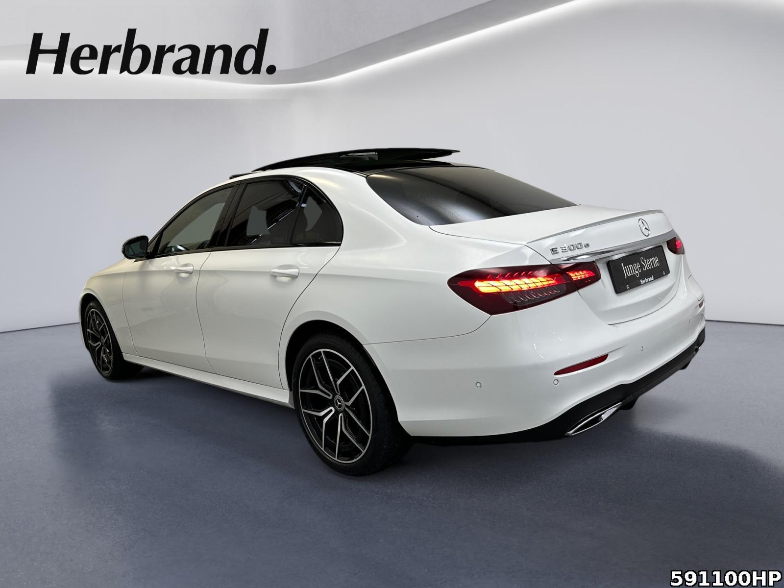 Mercedes-Benz, E-Class - E 300 second hand de vanzare