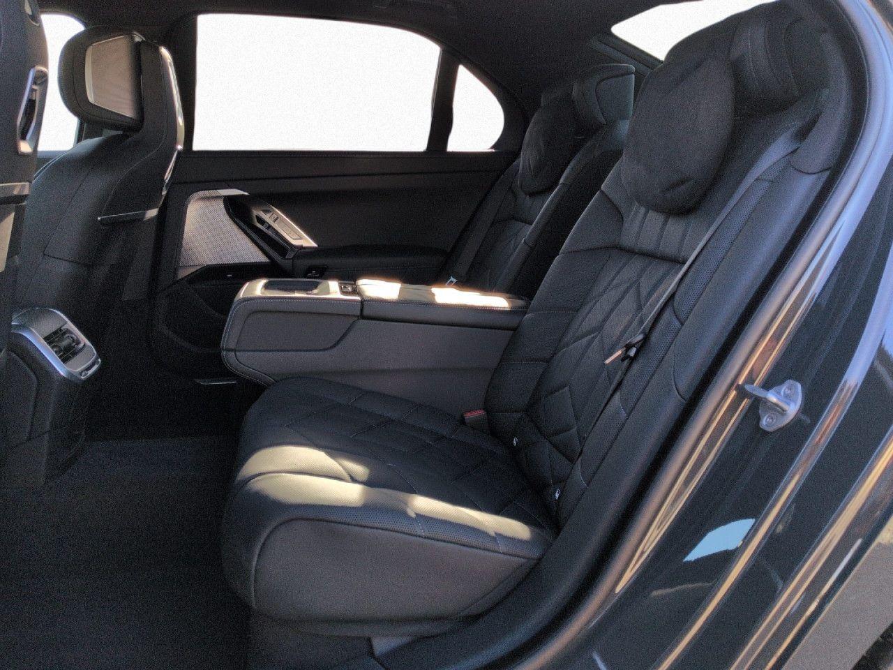 BMW, 7 Series - 750 second hand de vanzare