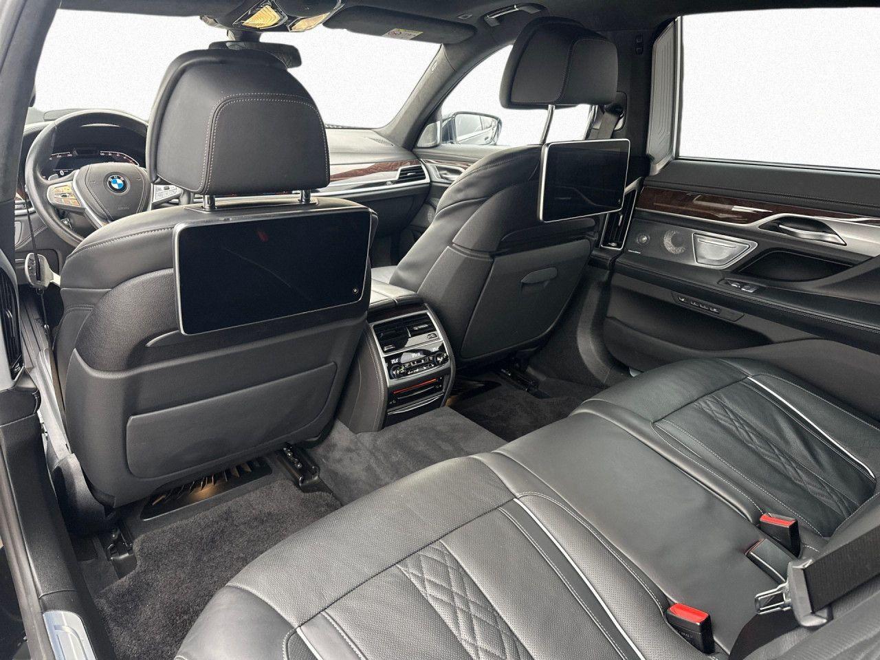 BMW, 7 Series - 740 second hand de vanzare