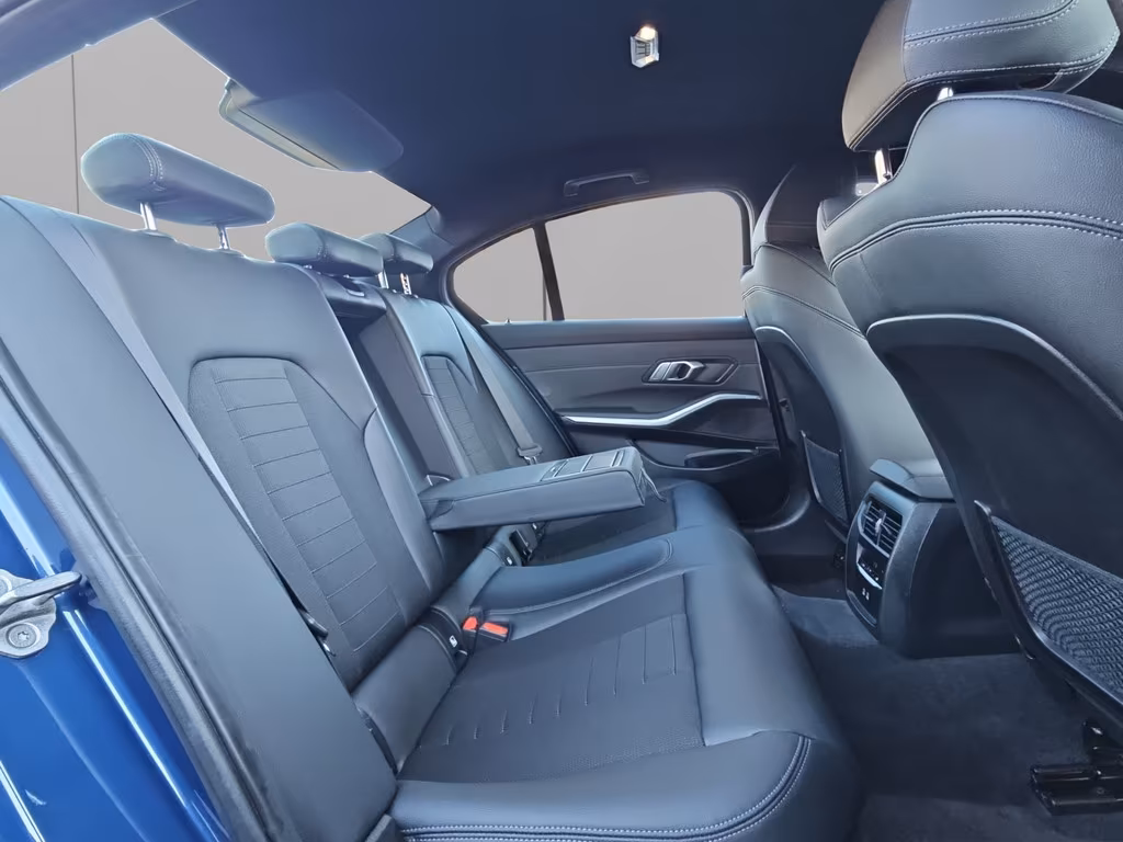 BMW, 3 Series - 330 second hand de vanzare
