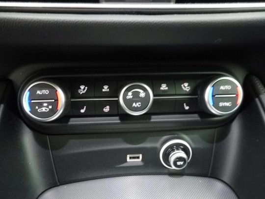 Alfa Romeo Stelvio second hand de vanzare