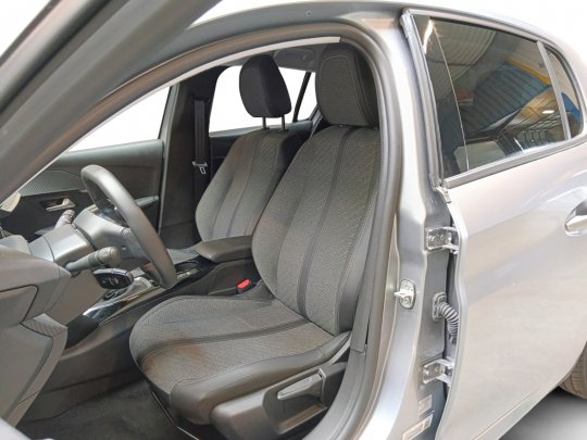Peugeot 208 second hand de vanzare
