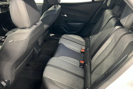 Peugeot 2008 second hand de vanzare