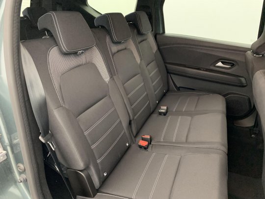 Dacia Jogger second hand de vanzare