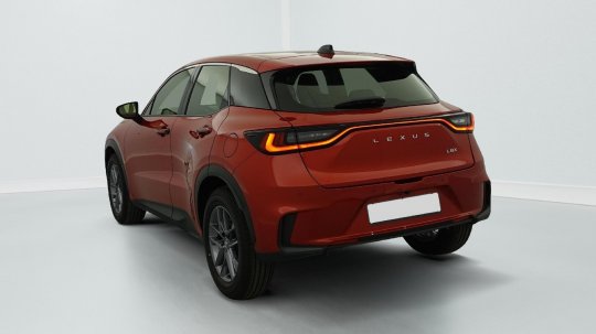 Lexus LBX second hand de vanzare