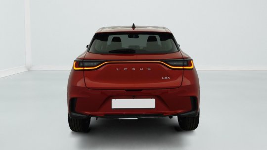 Lexus LBX second hand de vanzare