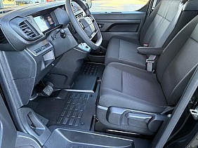 Opel Vivaro second hand de vanzare