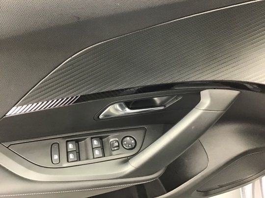 Peugeot 2008 second hand de vanzare