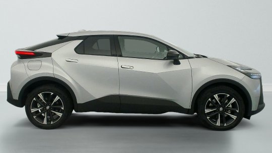 Toyota C-HR second hand de vanzare