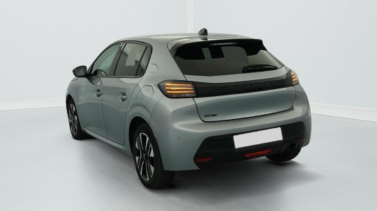 Peugeot 208 second hand de vanzare