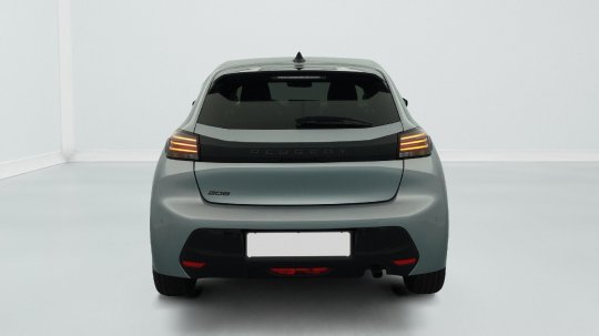 Peugeot 208 second hand de vanzare