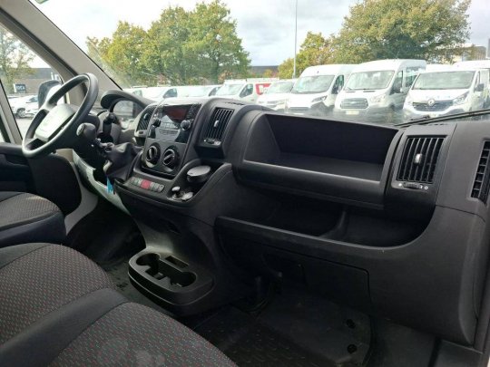 Peugeot Boxer second hand de vanzare