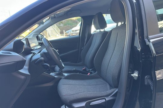 Peugeot 208 second hand de vanzare