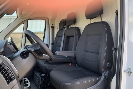Peugeot Boxer second hand de vanzare