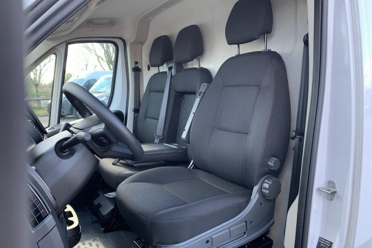 Peugeot Boxer second hand de vanzare