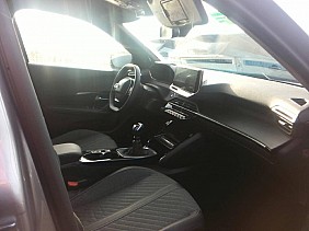 Peugeot 2008 second hand de vanzare