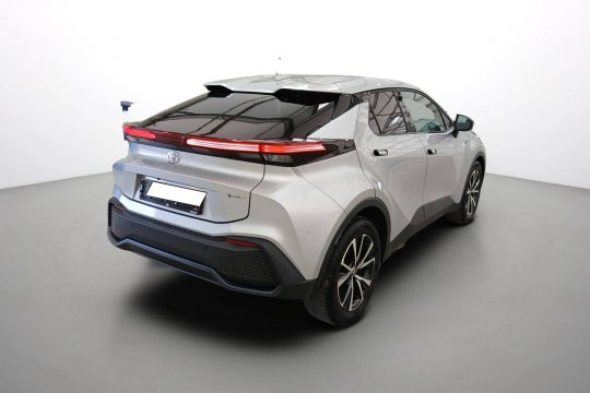 Toyota C-HR second hand de vanzare