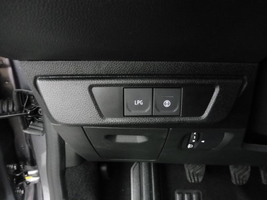 Dacia Jogger second hand de vanzare