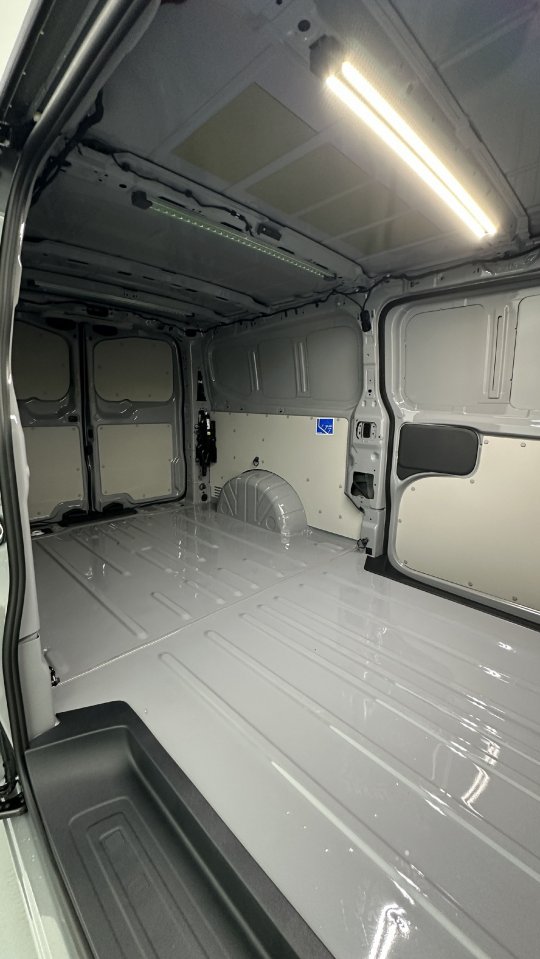 Volkswagen Transporter second hand de vanzare