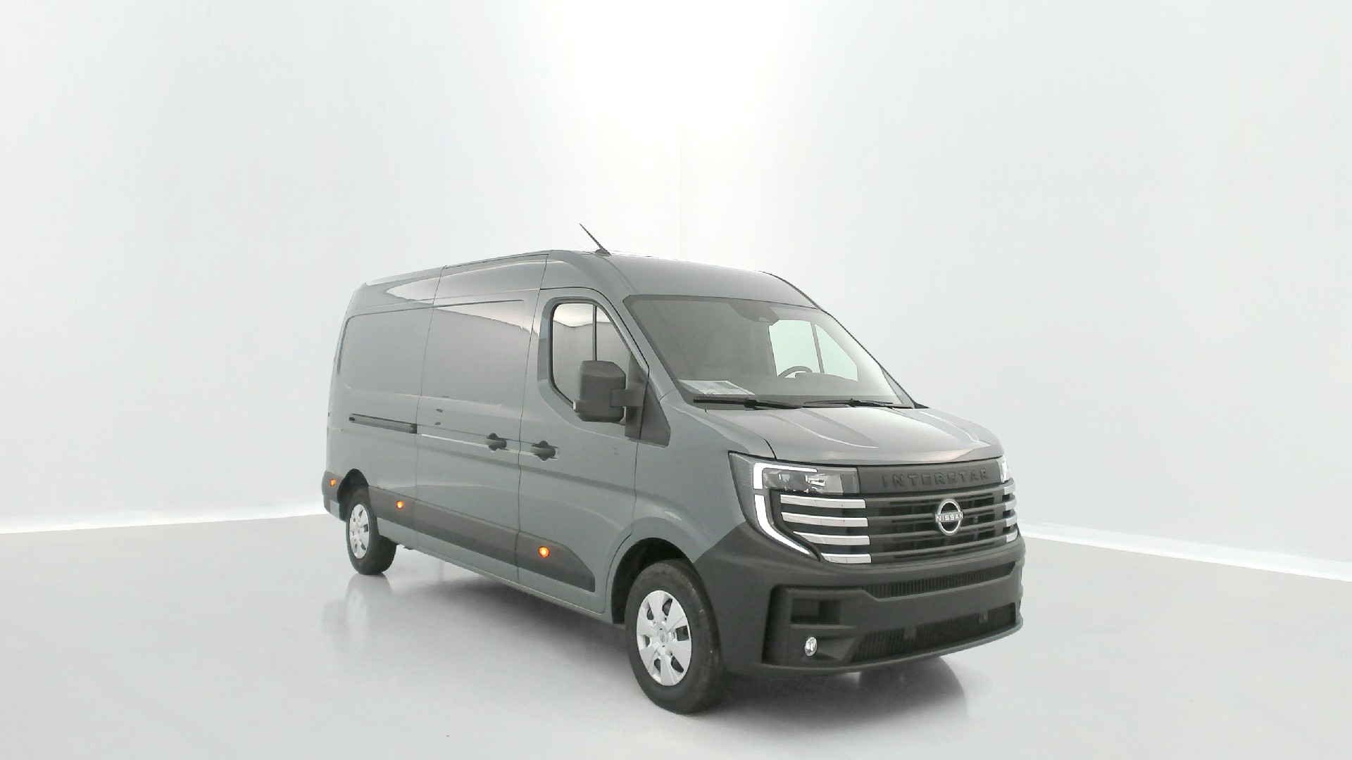 Nissan Interstar second-hand de vanzare