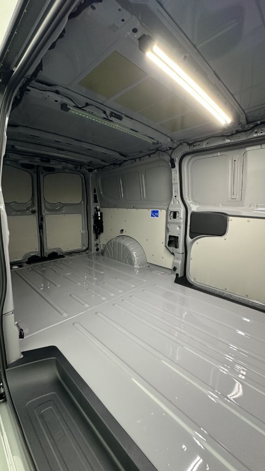 Volkswagen Transporter second hand de vanzare