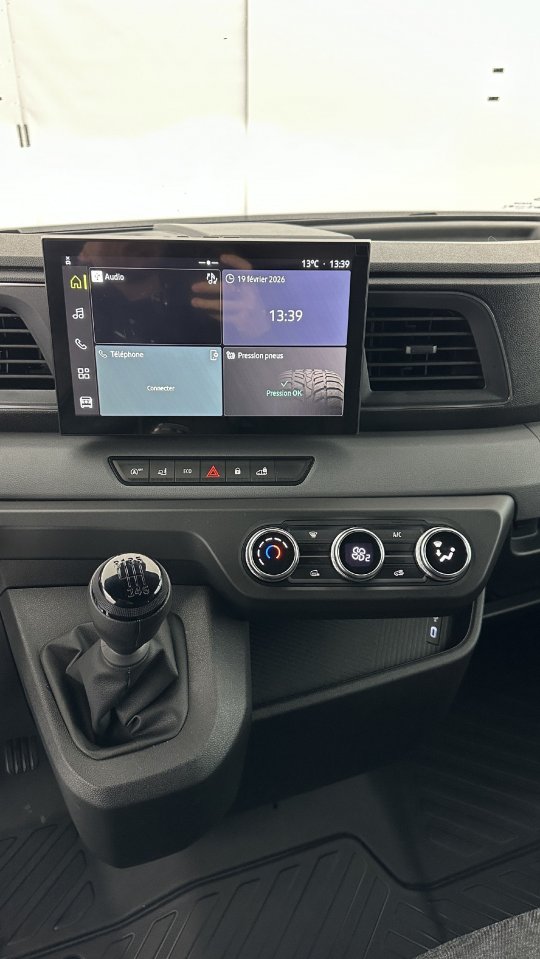 Nissan Interstar second hand de vanzare