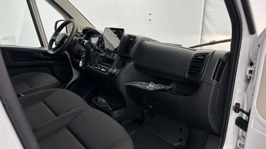 Peugeot Boxer second hand de vanzare