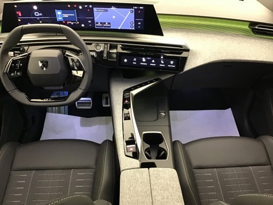 Peugeot 5008 second hand de vanzare