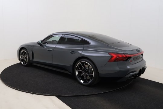 Audi RS e-tron GT second hand de vanzare