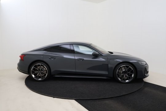 Audi RS e-tron GT second hand de vanzare