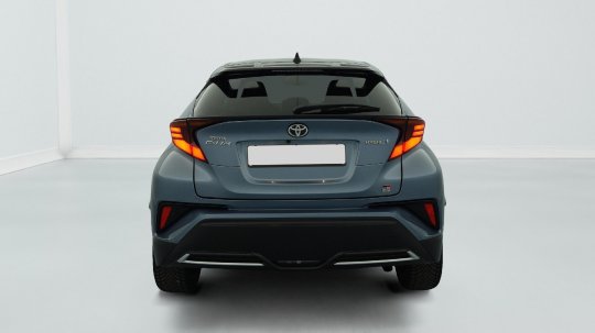 Toyota C-HR second hand de vanzare