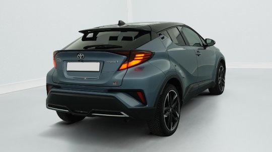 Toyota C-HR second hand de vanzare