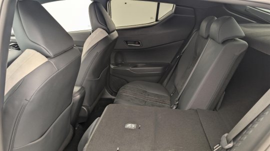 Toyota C-HR second hand de vanzare