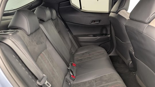 Toyota C-HR second hand de vanzare