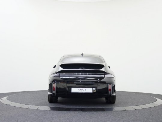Hyundai IONIQ 6 second hand de vanzare