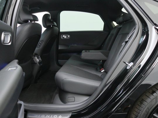 Hyundai IONIQ 6 second hand de vanzare