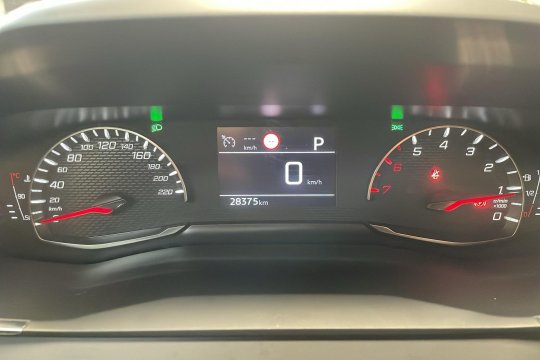 Peugeot 2008 second hand de vanzare