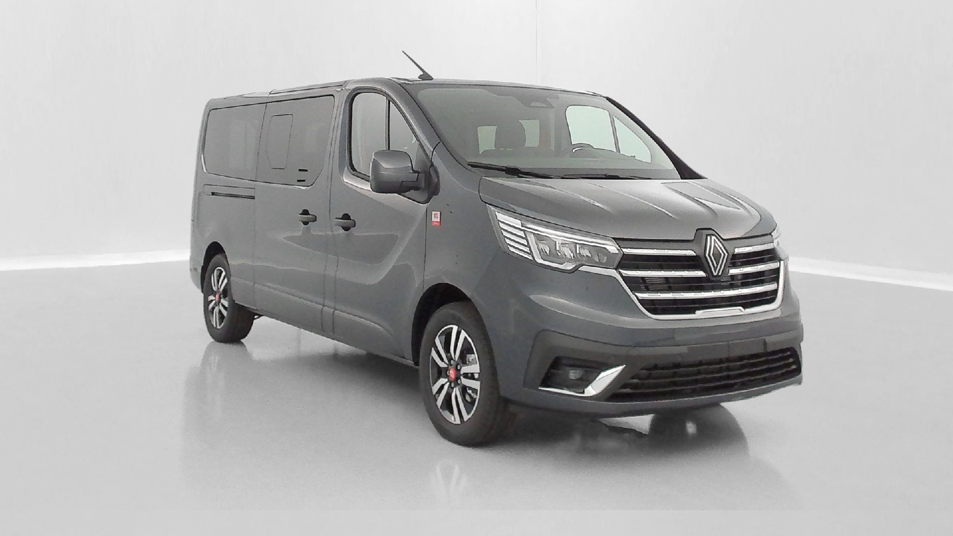 Renault Trafic second-hand de vanzare