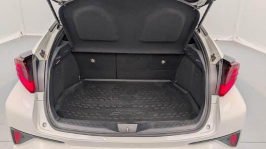 Toyota C-HR second hand de vanzare