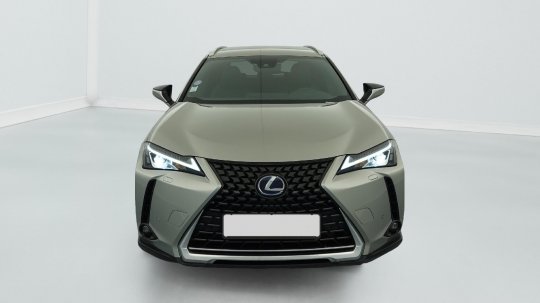 Lexus UX 250h second hand de vanzare