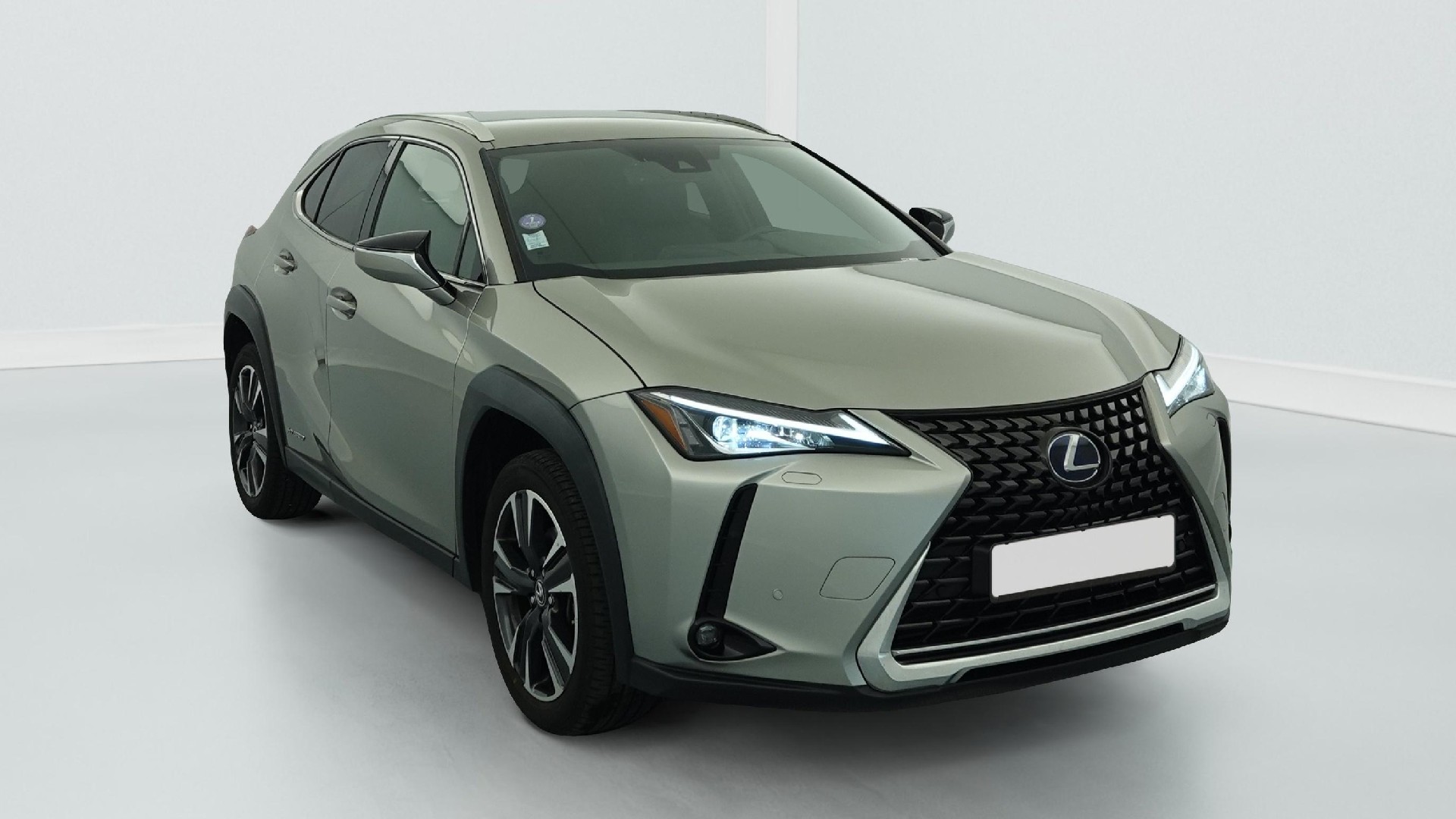 Lexus UX 250h second-hand de vanzare