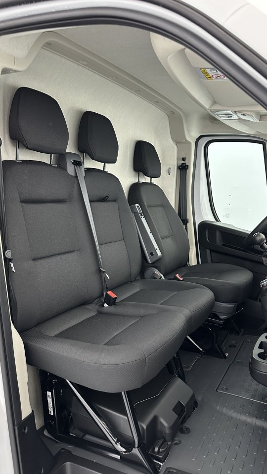 Peugeot Boxer second hand de vanzare
