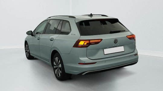 Volkswagen Golf second hand de vanzare