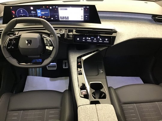 Peugeot 5008 second hand de vanzare
