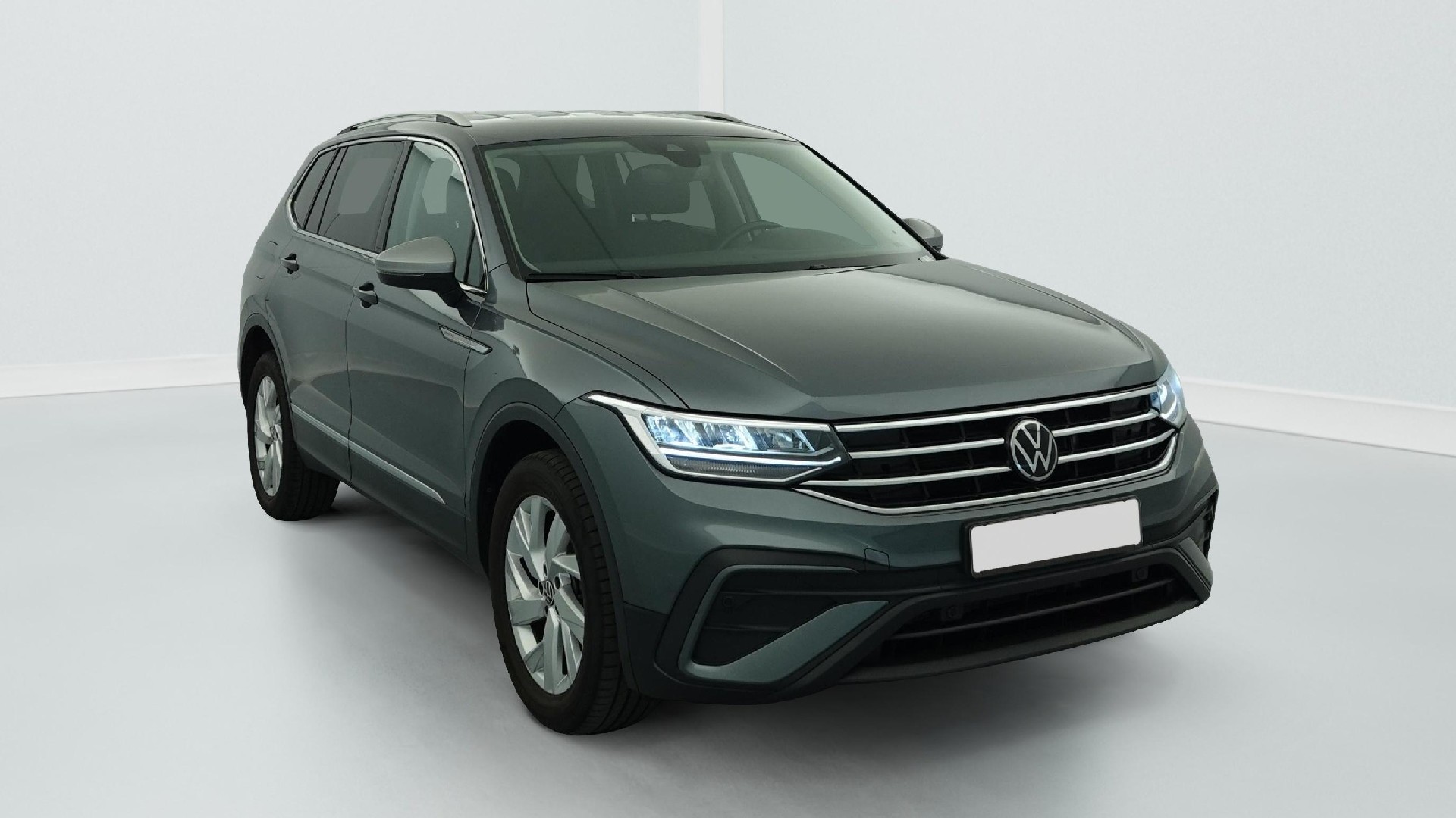 Volkswagen Tiguan second-hand de vanzare