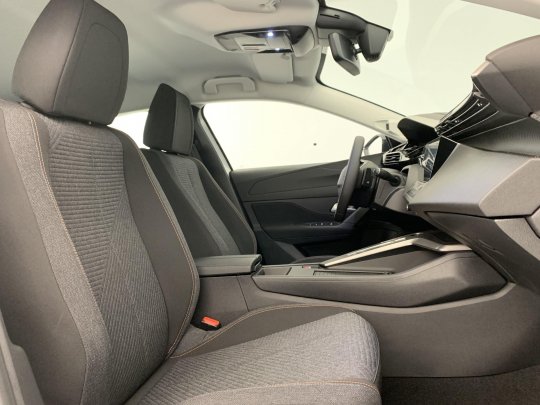 Peugeot 208 second hand de vanzare