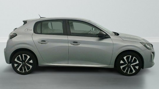 Peugeot 208 second hand de vanzare