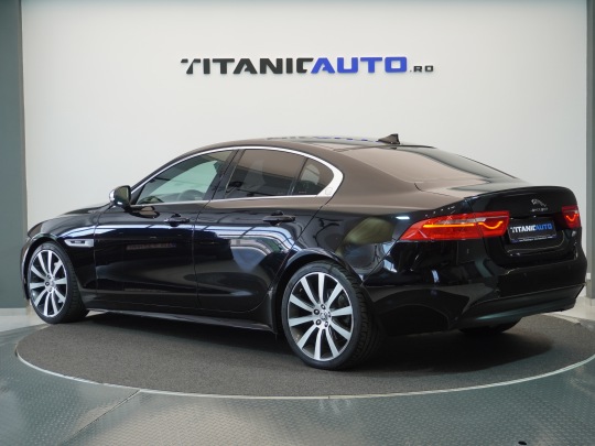 Jaguar XE second hand de vanzare