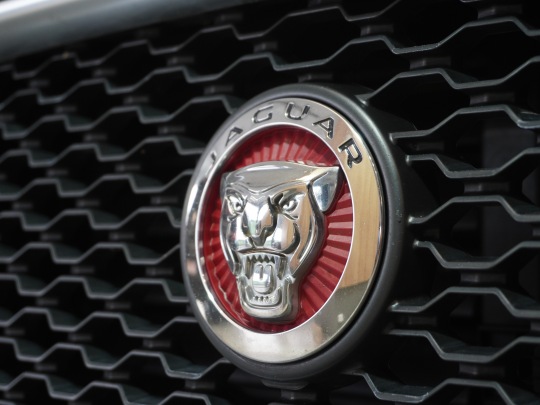 Jaguar XE second hand de vanzare